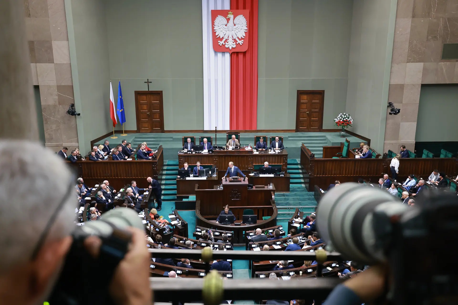 Prime Minister Donald Tusk speaking in the Polish Sejm during debate on crypto-assets regulation