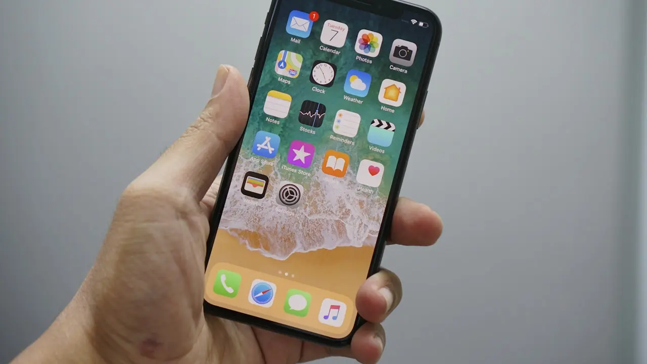 iPhone. Photo: Bagus Hernawan / Unsplash